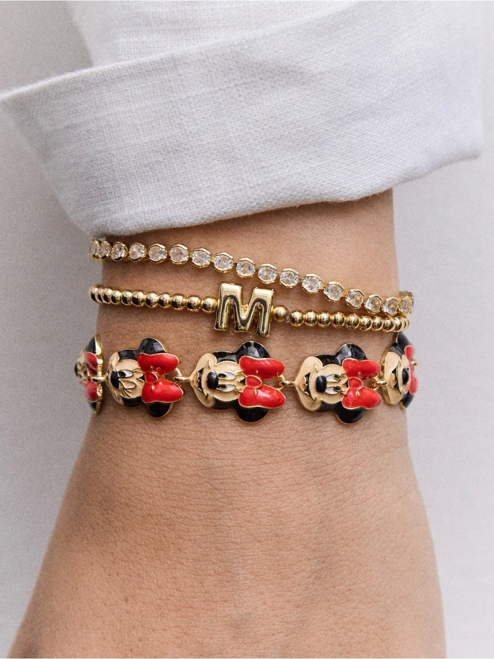 NWT BaubleBar Minnie Mouse Gold-Tone Adjustable Bracelet with Red Bows - Picture 7 of 12